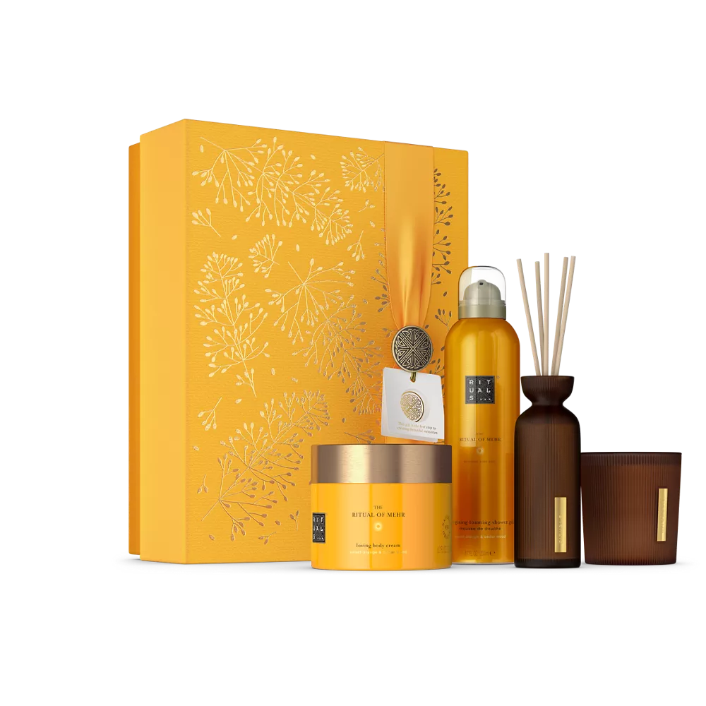 The Ritual of Mehr Gift Set L foaming shower gel 200ml, body cream 200ml, scented candle 140g, mini fragrance sticks 70ml