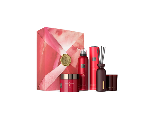 The Ritual of Ayurveda Gift Set L foaming shower gel 200ml, body cream 200ml, scented candle 140g, mini fragrance sticks 70ml
